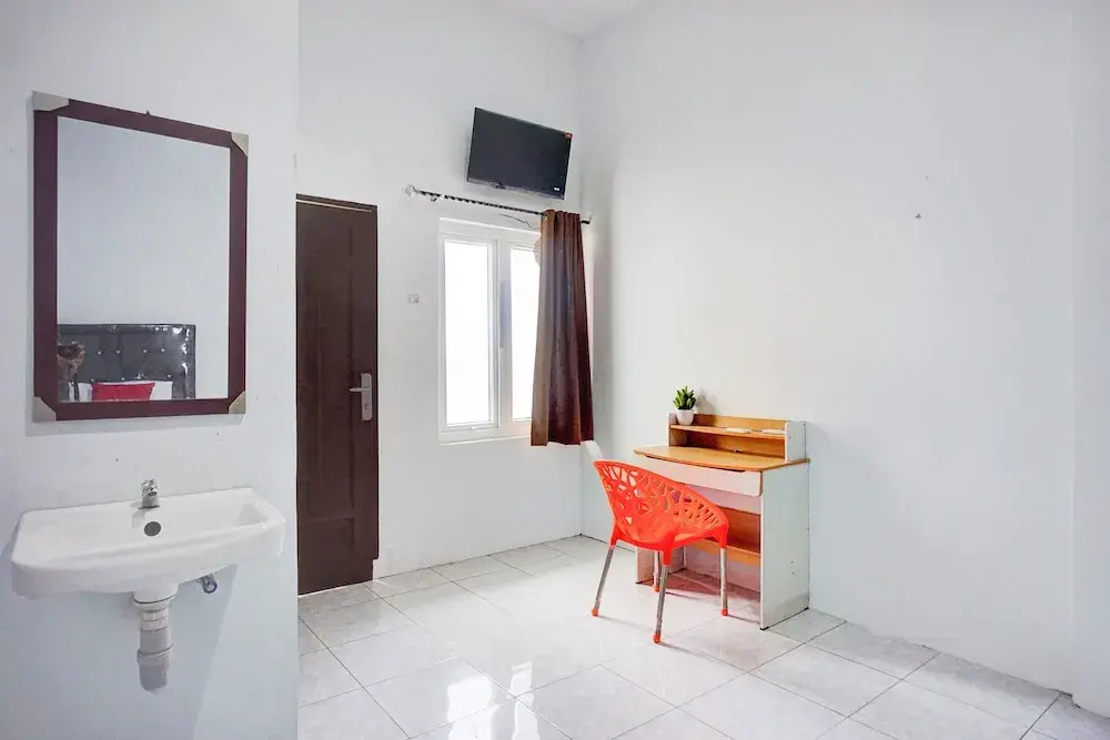 OYO 94768 Al-hamra Guest House