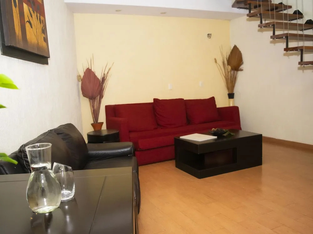 Giakor Suites - Gran Jardín