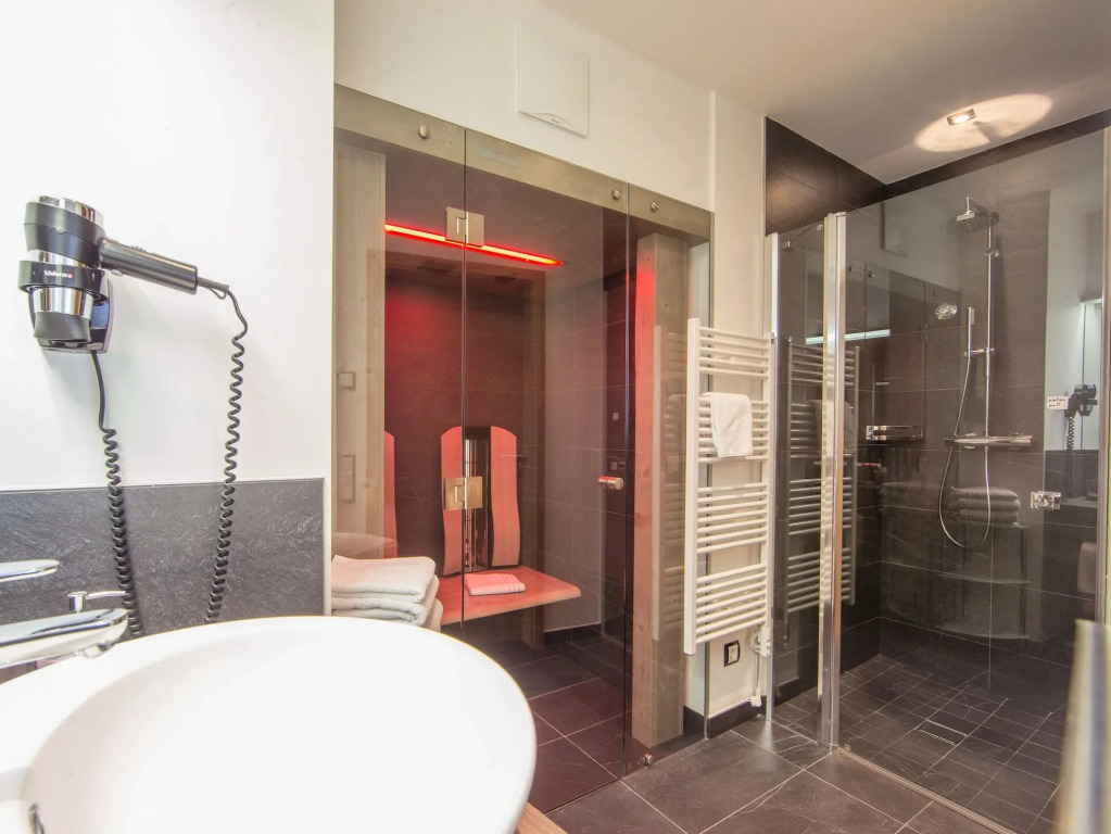 Appartement Living Schönwies apartments with private Infrared cabin and Zell am See Kaprun summercard