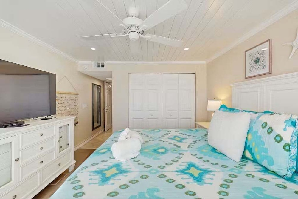 NSB Point East 302 - Just Beachy