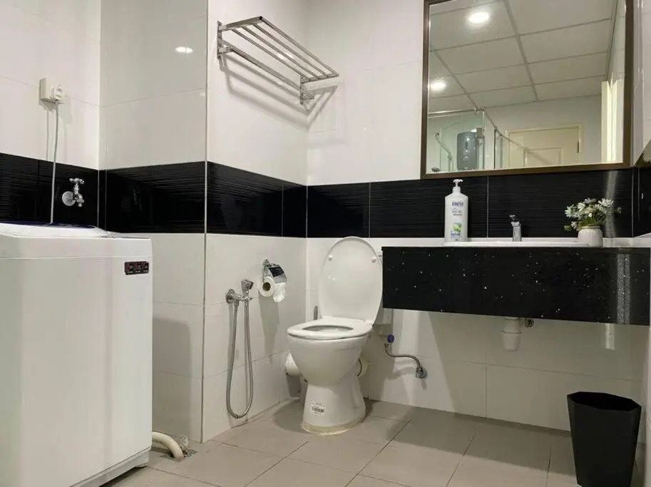 Mansion One Suites @Gurney Drive Seaview Studio Apartment by Sarah's Lodge
