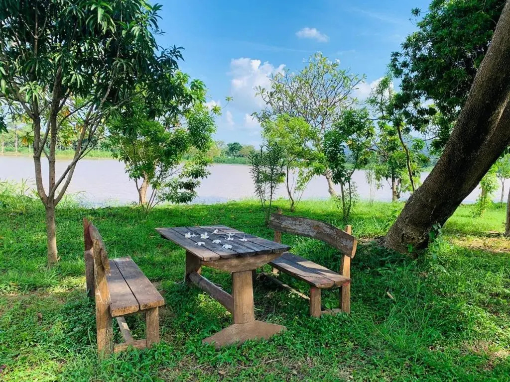 Kasem Island Resort