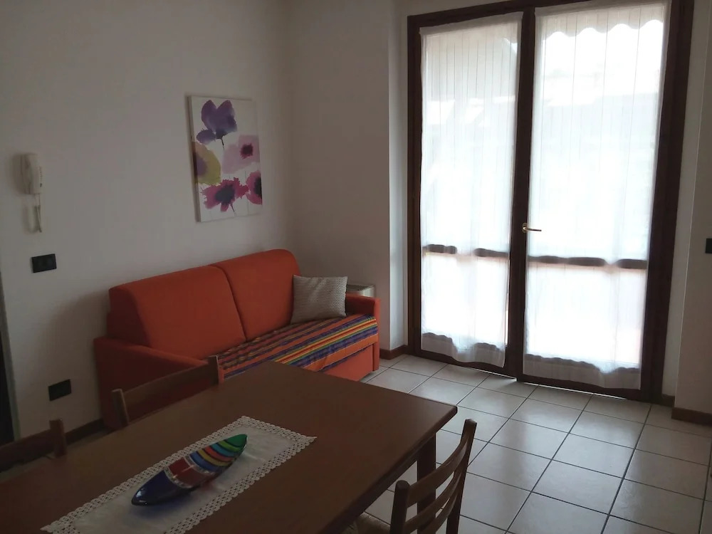Snug Holiday Home in Lazise With Heating, Near Lake Garda