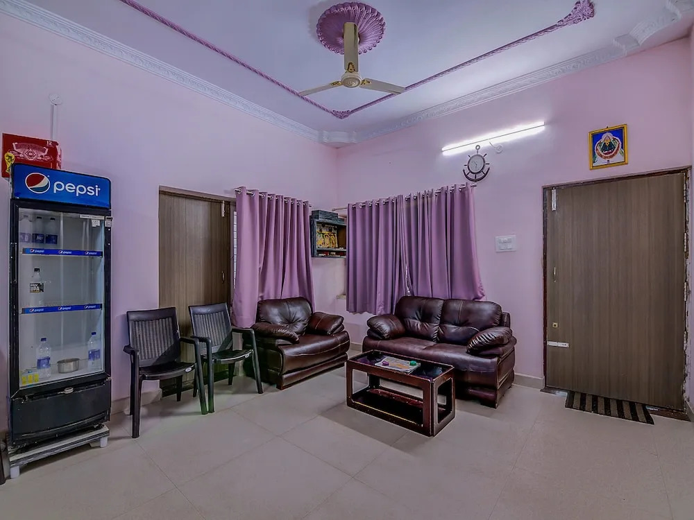 OYO 8929 Home Stay Siddhartha Residency