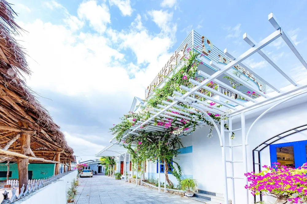 Peony Hotel