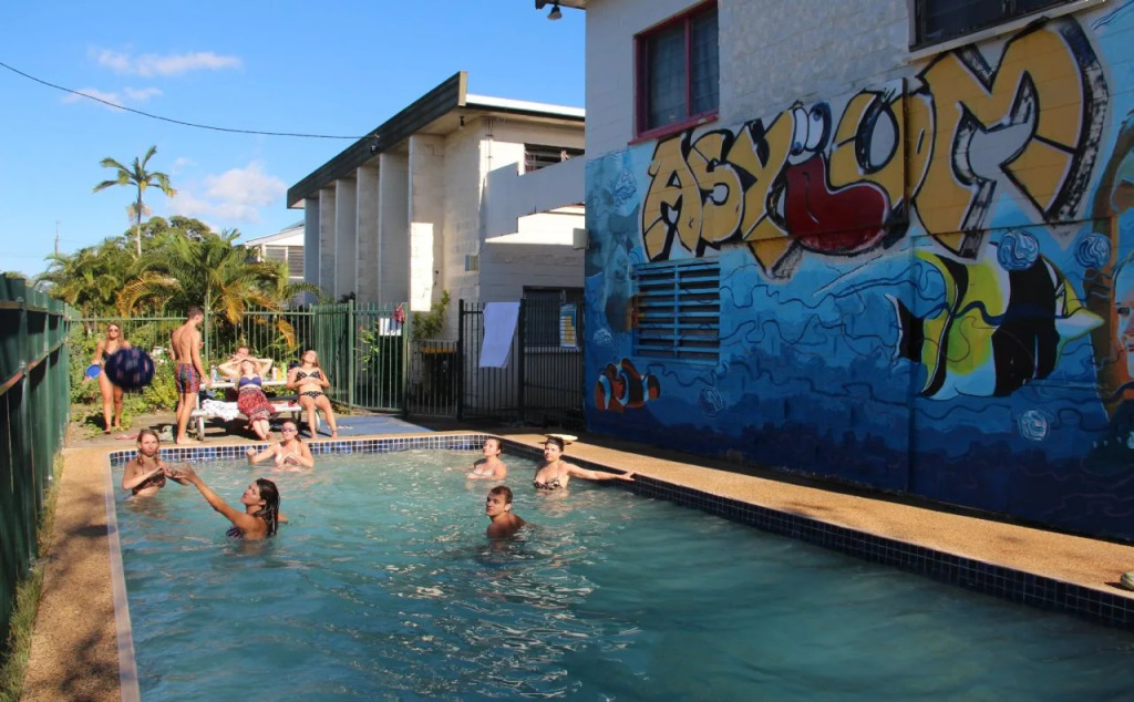Asylum Cairns Hostel