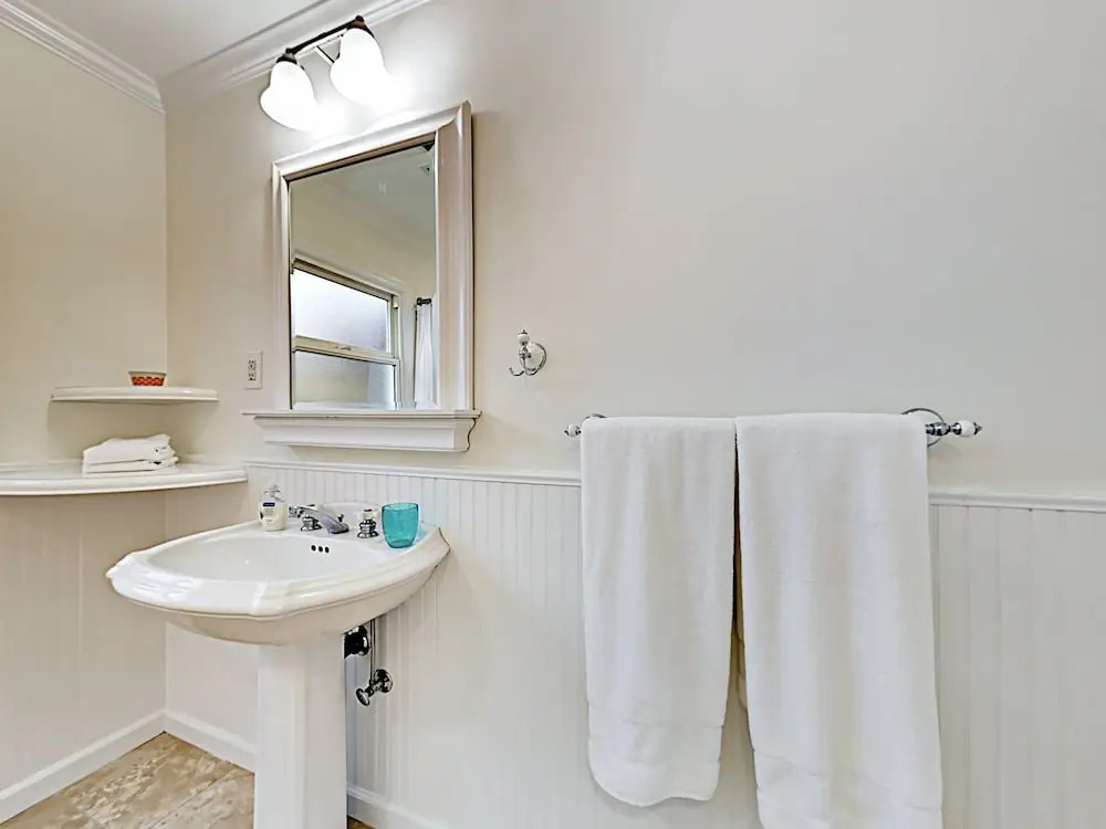 1665 James - 2 Br Home