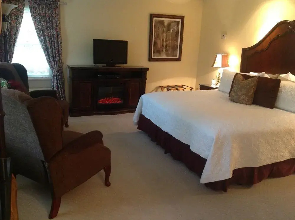 North Lodge on Oakland Bed and Breakfast