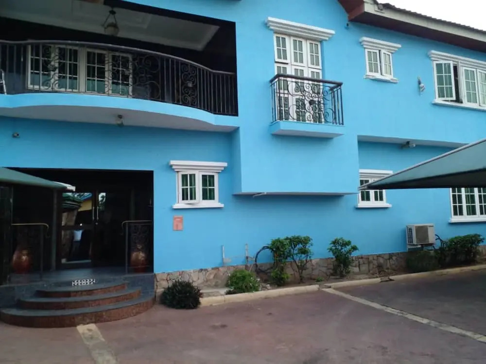 Fullife Hotel