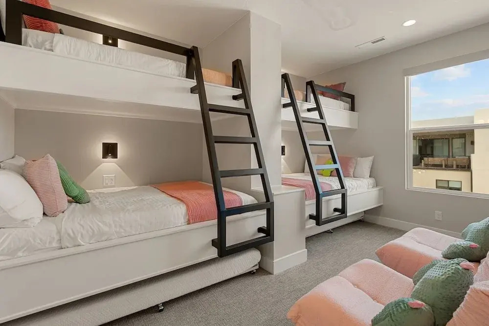 Terra Rossa 8 Bedroom Townhouse