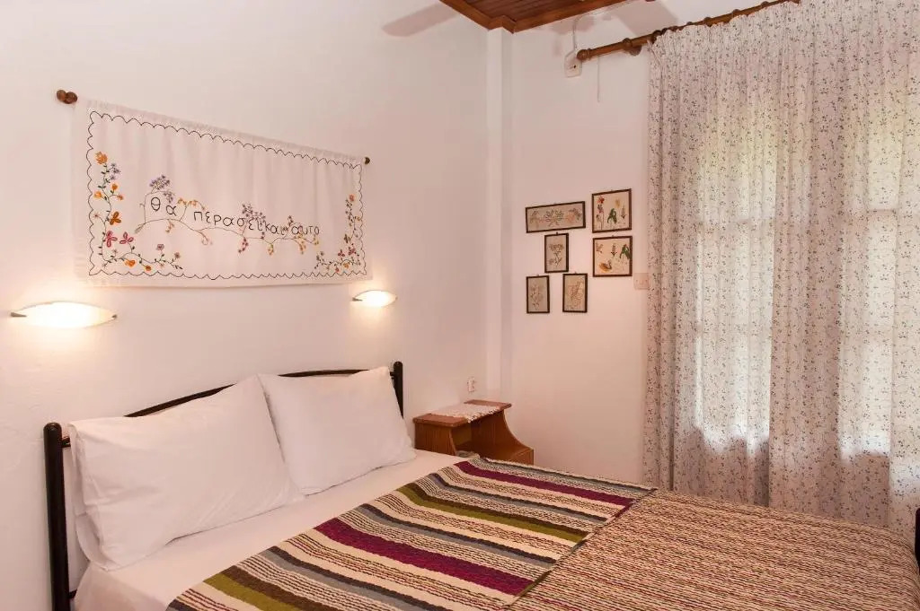 Mirsini Apartments