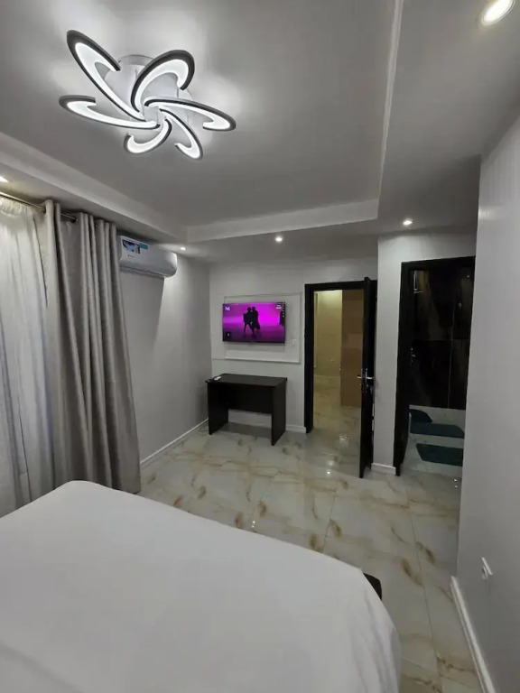 Sunaa home Logpom