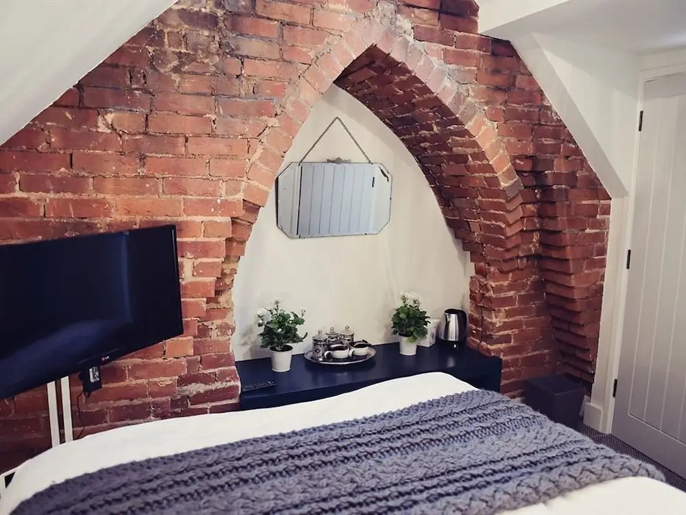 The Nest Hotel & Restaurant