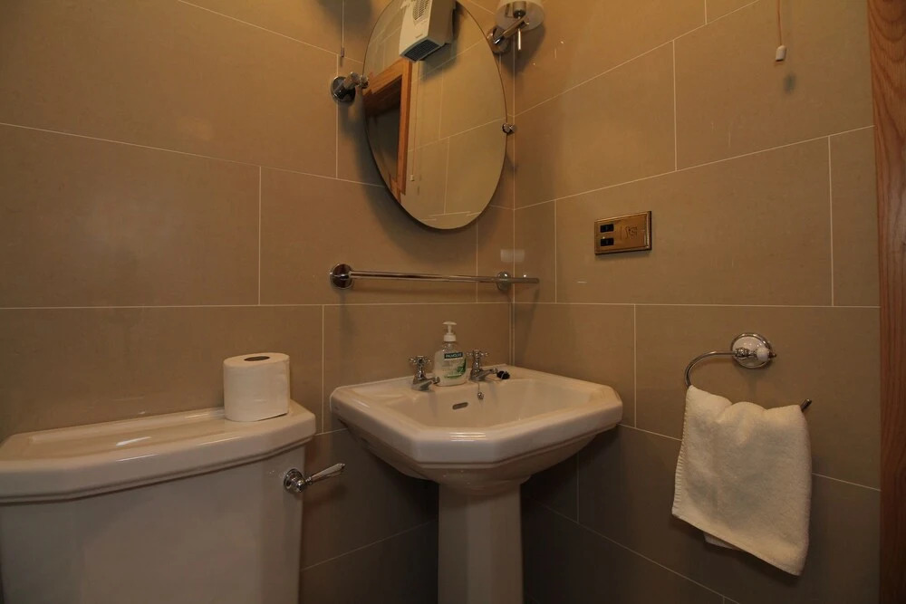 Luxury City River View Apartment