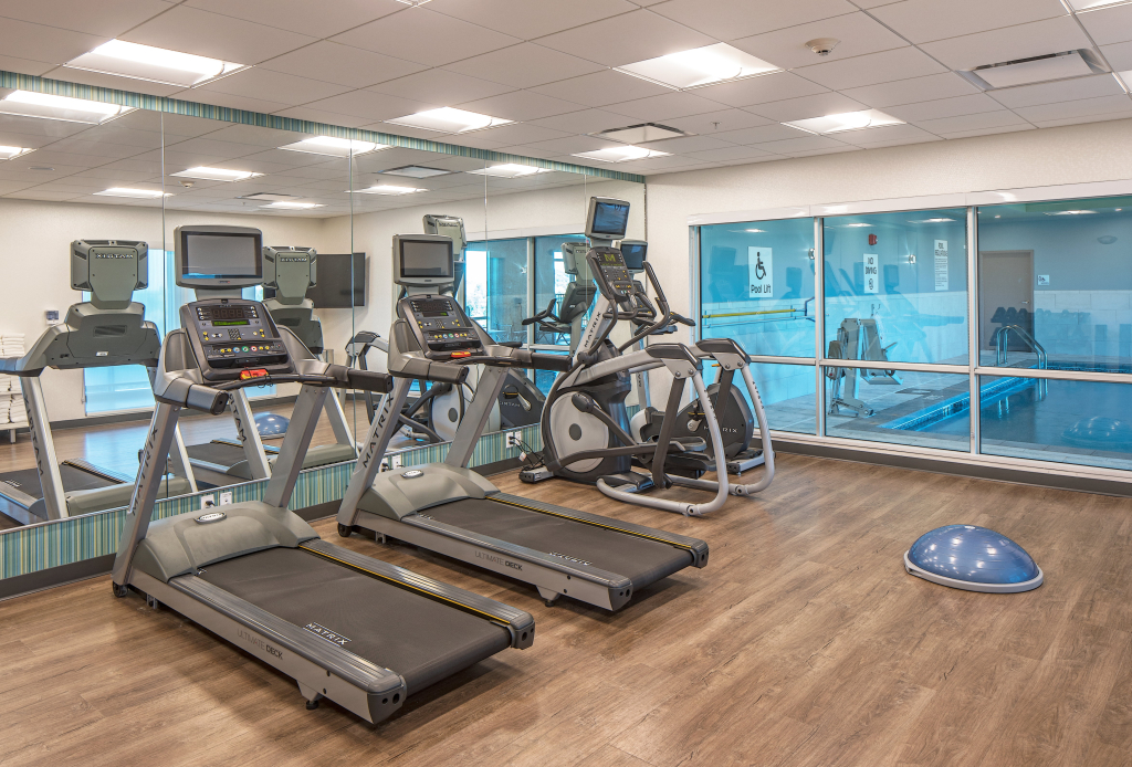 Holiday Inn Express & Suites - West Omaha - Elkhorn by IHG