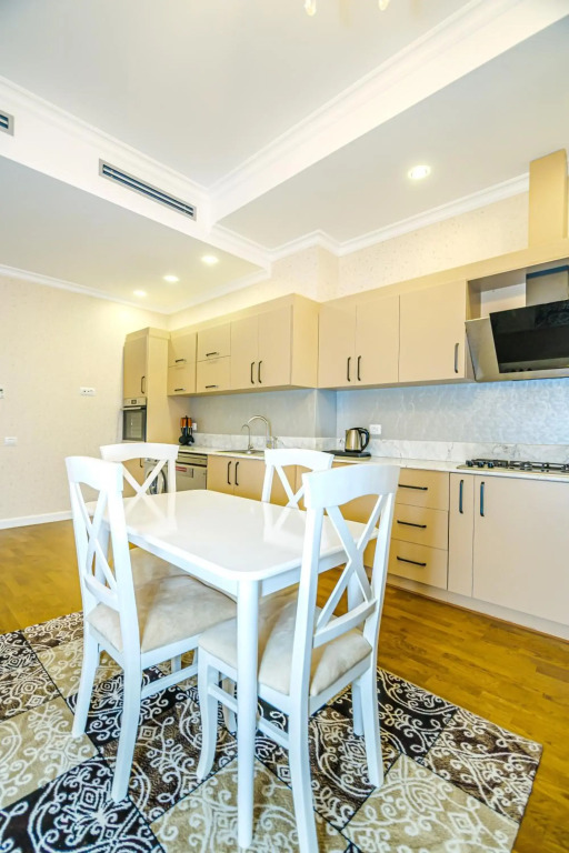 VIP Apartment in Buta palace 703