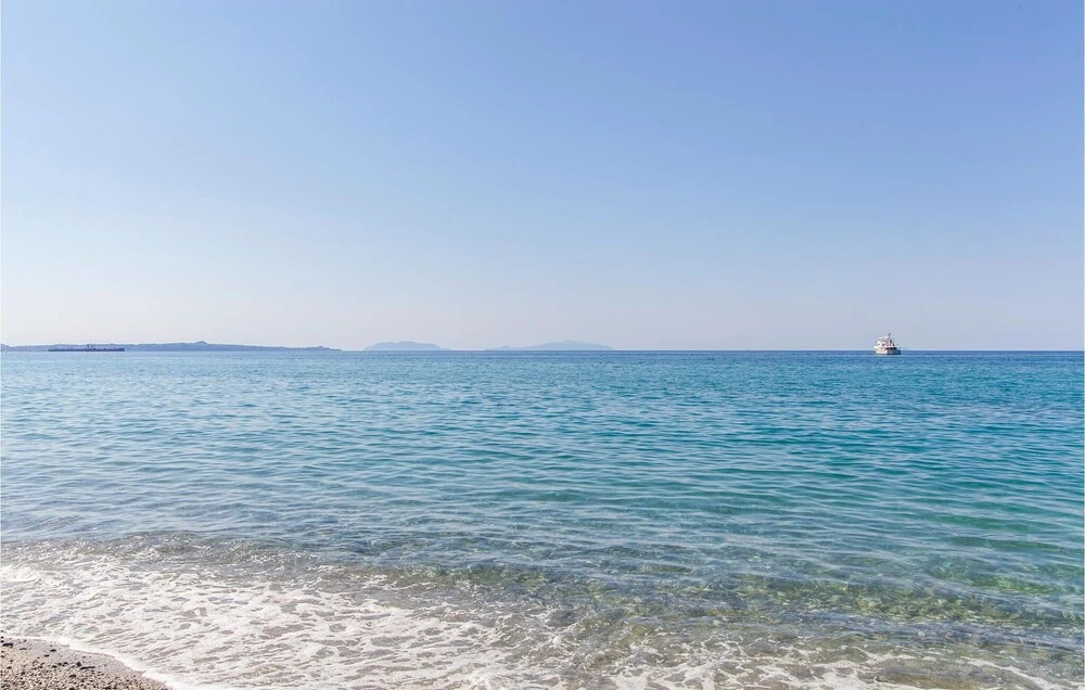 Beautiful Apartment in Peschici With Wifi and 2 Bedrooms