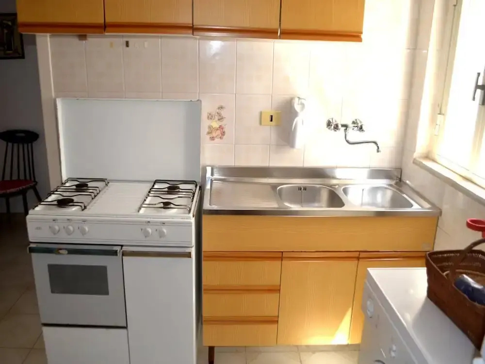 Nyota Holiday Home With sea View Balcony for 4 Guests in Torre Dell'orso
