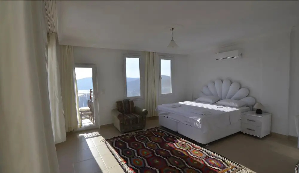 Kalkan 5 Bedrooms Villa Private Pool