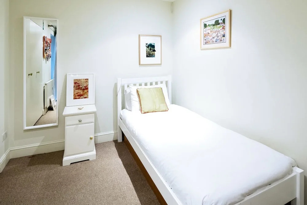 Priory Terrace Flat