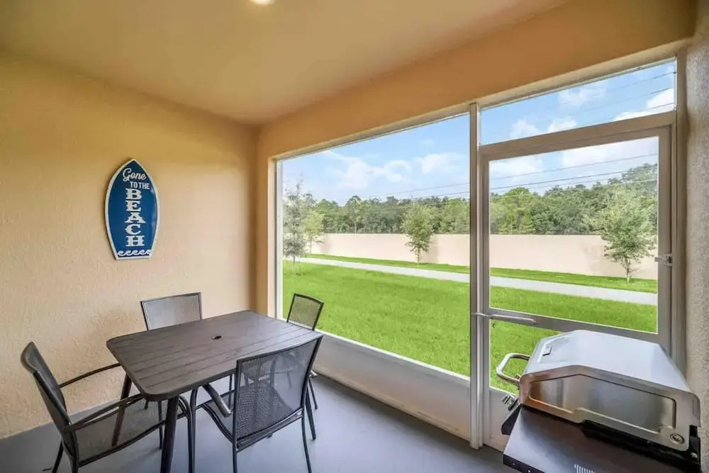 Super Boho Chic Stylish Blend Near Disney