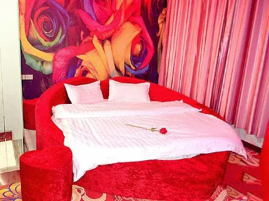 Xinzheng Hongdou Theme Hotel