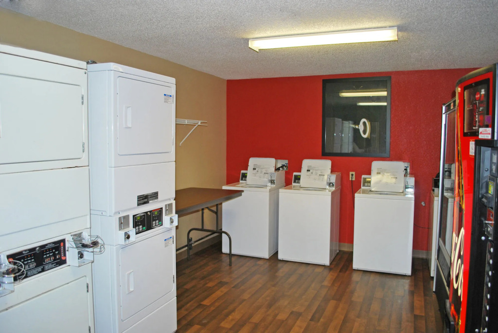 Extended Stay America Suites - St Louis - Westport - E Lackland Rd