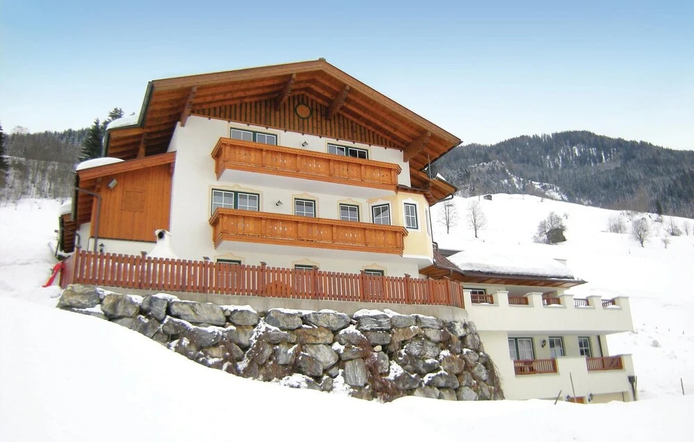 Beautiful Home in Grossarl With 5 Bedrooms and Wifi