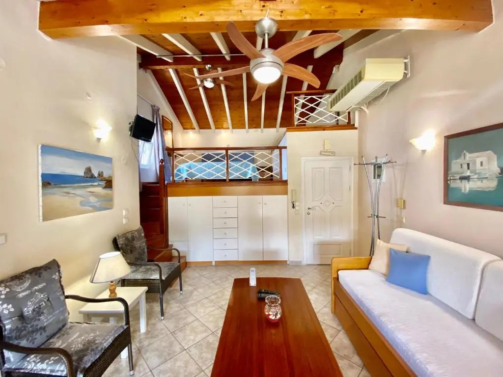 Villa Rosalia Apartments & Studios with Pool by Hotelius
