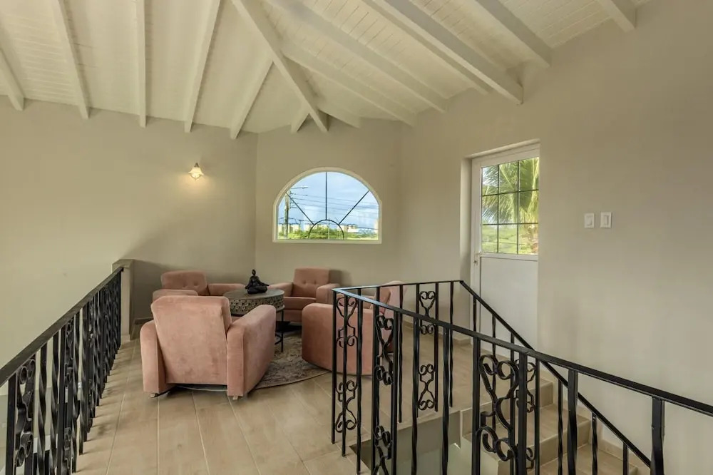 4BR 4BA Villa w Private Pool Eagle Palm Beach