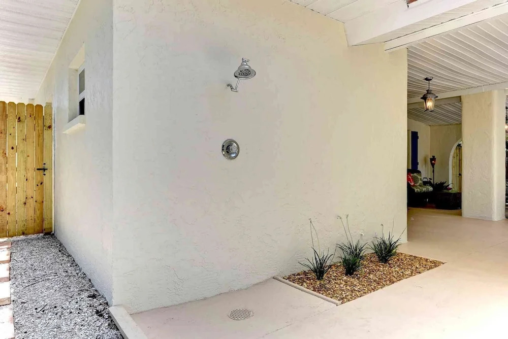 Sunset Point Apartment 4