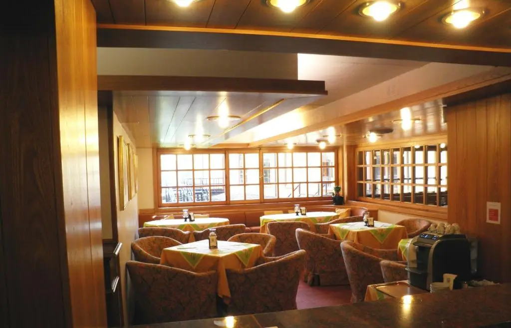 R.T.A. Hotel des Alpes 2