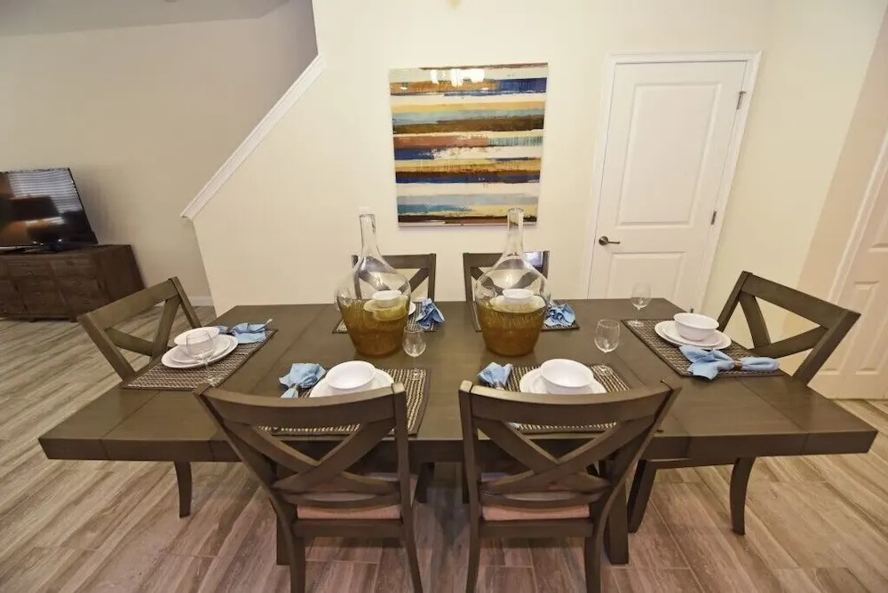 4-Bedroom Villa in Davenport Champions Gate-1610EMVDI
