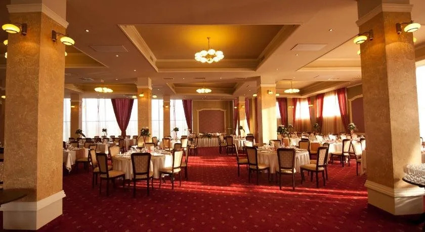 Sky Hotel