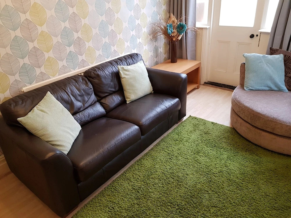 Liss Budget Rooms