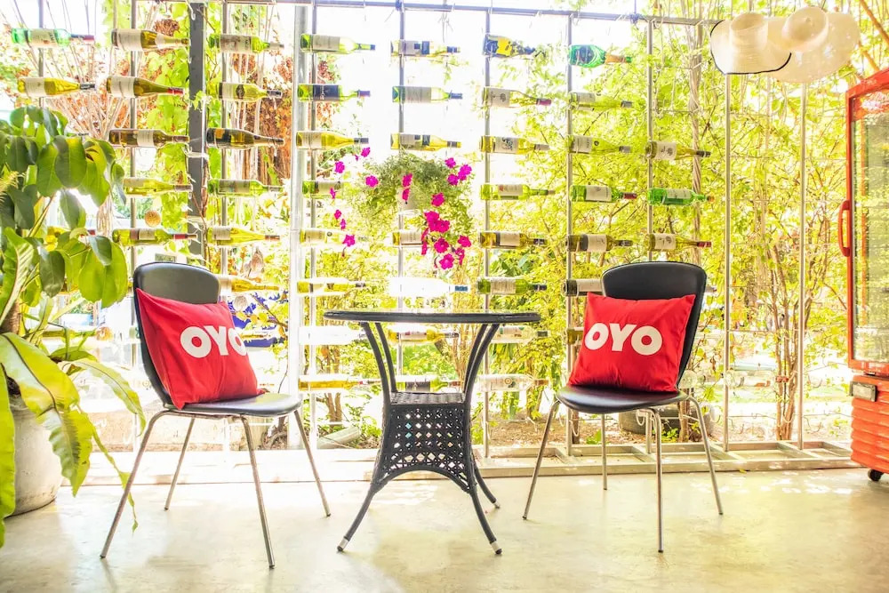 OYO 617 Tira Hostel chalong Phuket