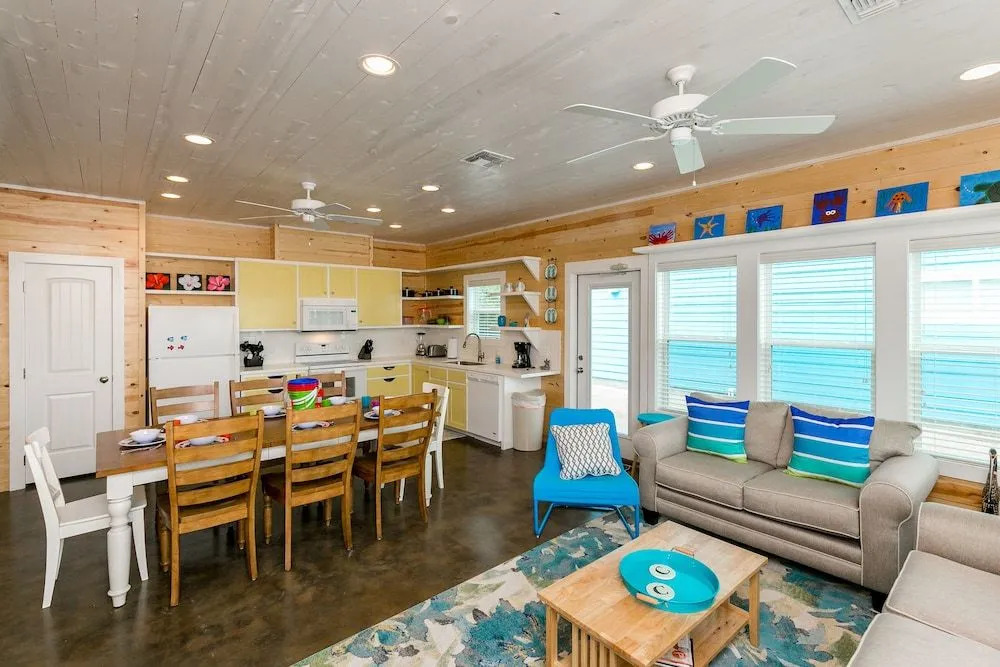 4BR Brand New Royal Palms, Calypso Cove by RedAwning