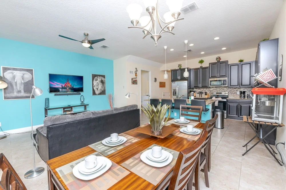 Luxury Town home With Pvt Pool in Resort near Disney