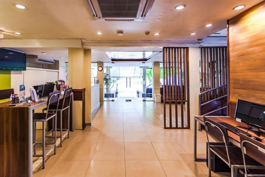 New Road Guest House