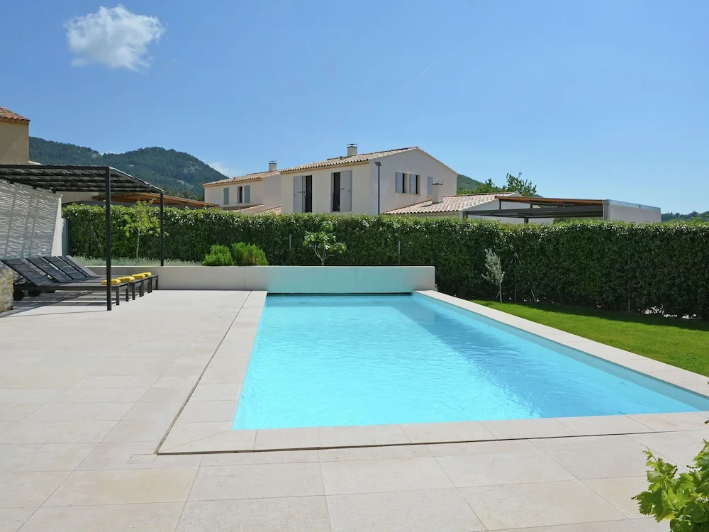 Villa in Malaucène near Mont Ventoux