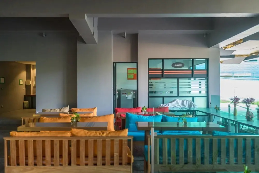 Et420 - Pool View Patong Studio With Pool and Shuttle to Beach
