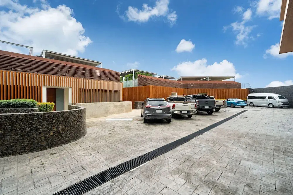 SeaView 3BR Apartment 812 in BluePoint