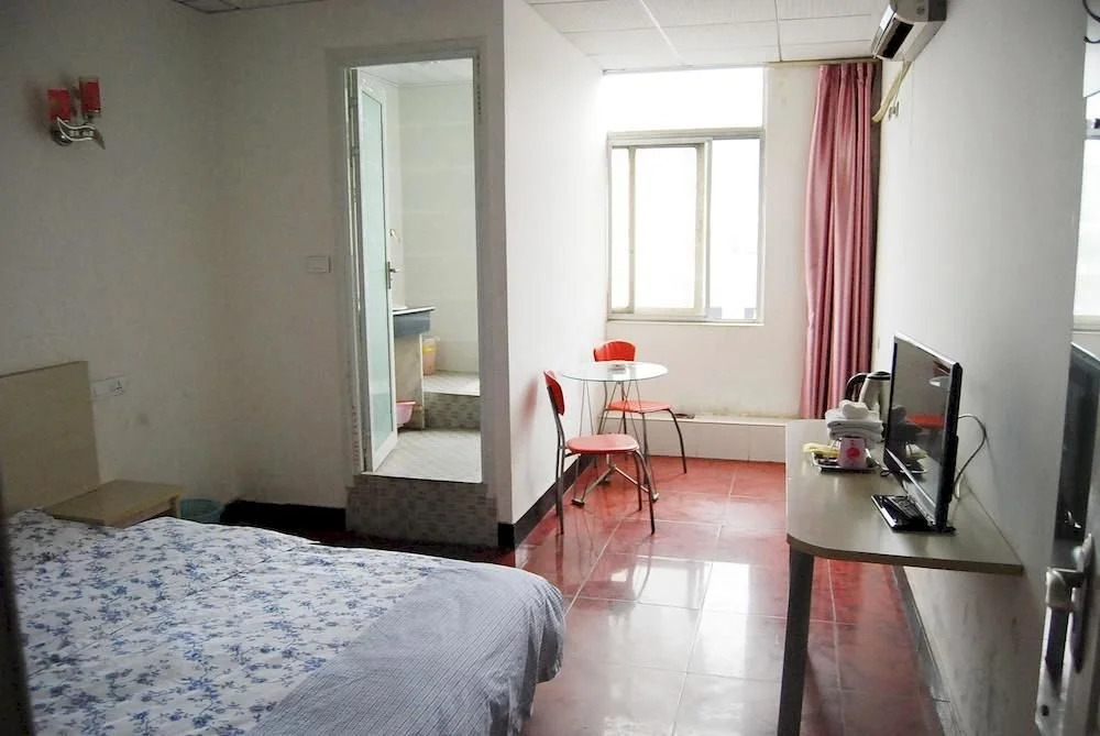 Wuhan Ronghua Business Hotel