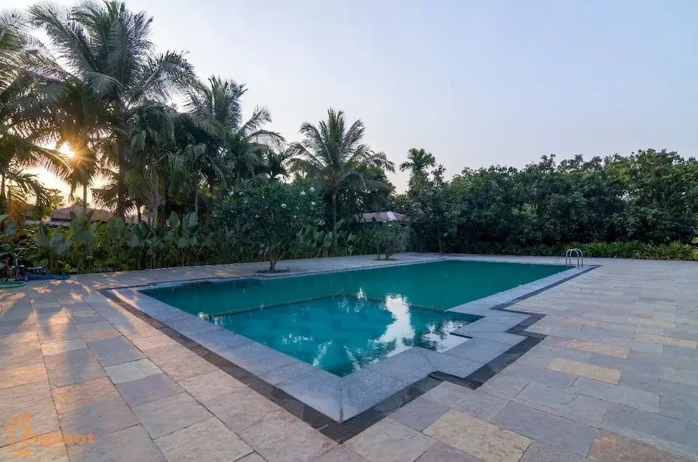 Jomo Resort