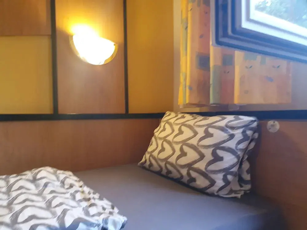 Affordable Central Rooms Near U3