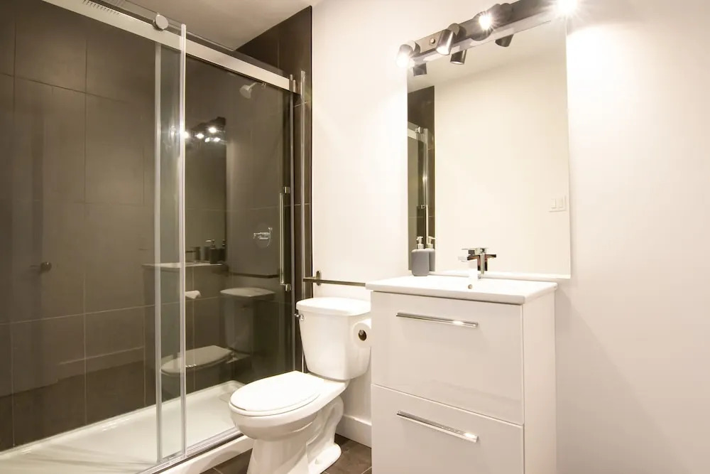 Comme Chez Soi Restaurant & Auberge