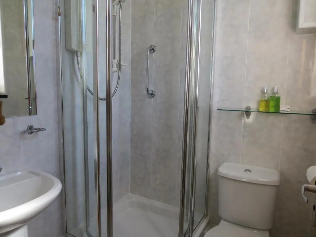 Gwrach Ynys Country Guest House