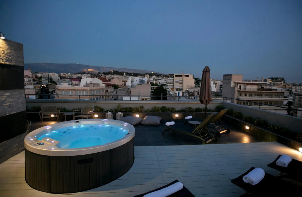 47 Luxury Suites