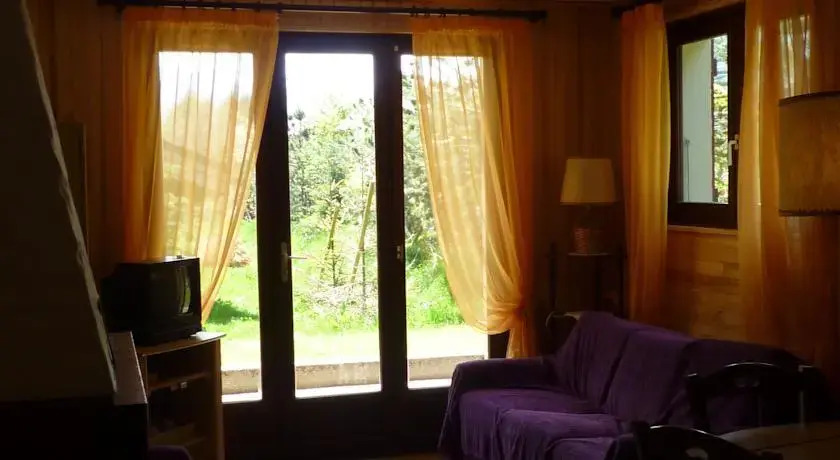 Le Hameau des Tines