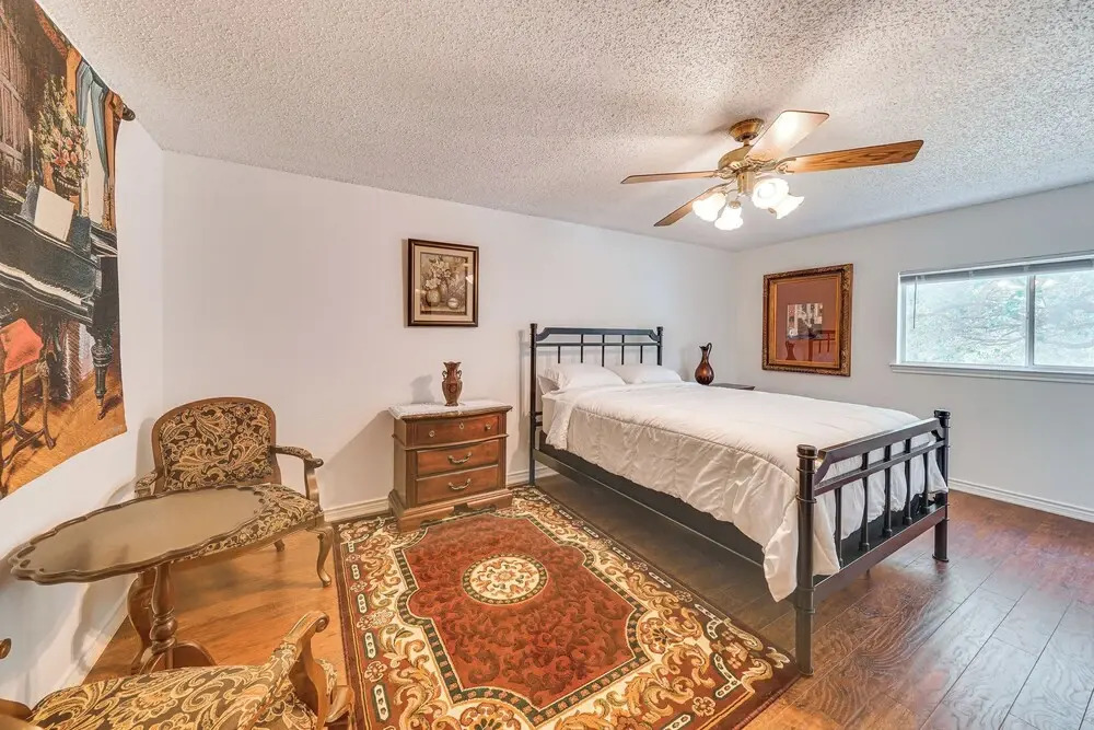 Spacious Home w Deck Near San Antonio Aquarium